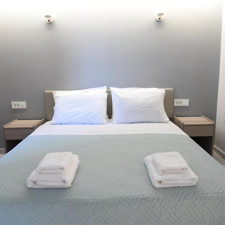 Pirgos Deluxe Apartment - Private Parking Kíssamos Exterior foto